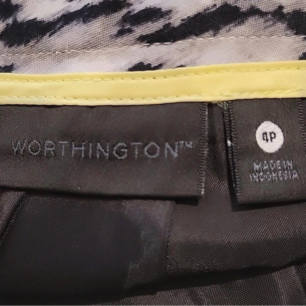 Worthington Animal Print Pencil Skirt Size 4P - Picture 4 of 5